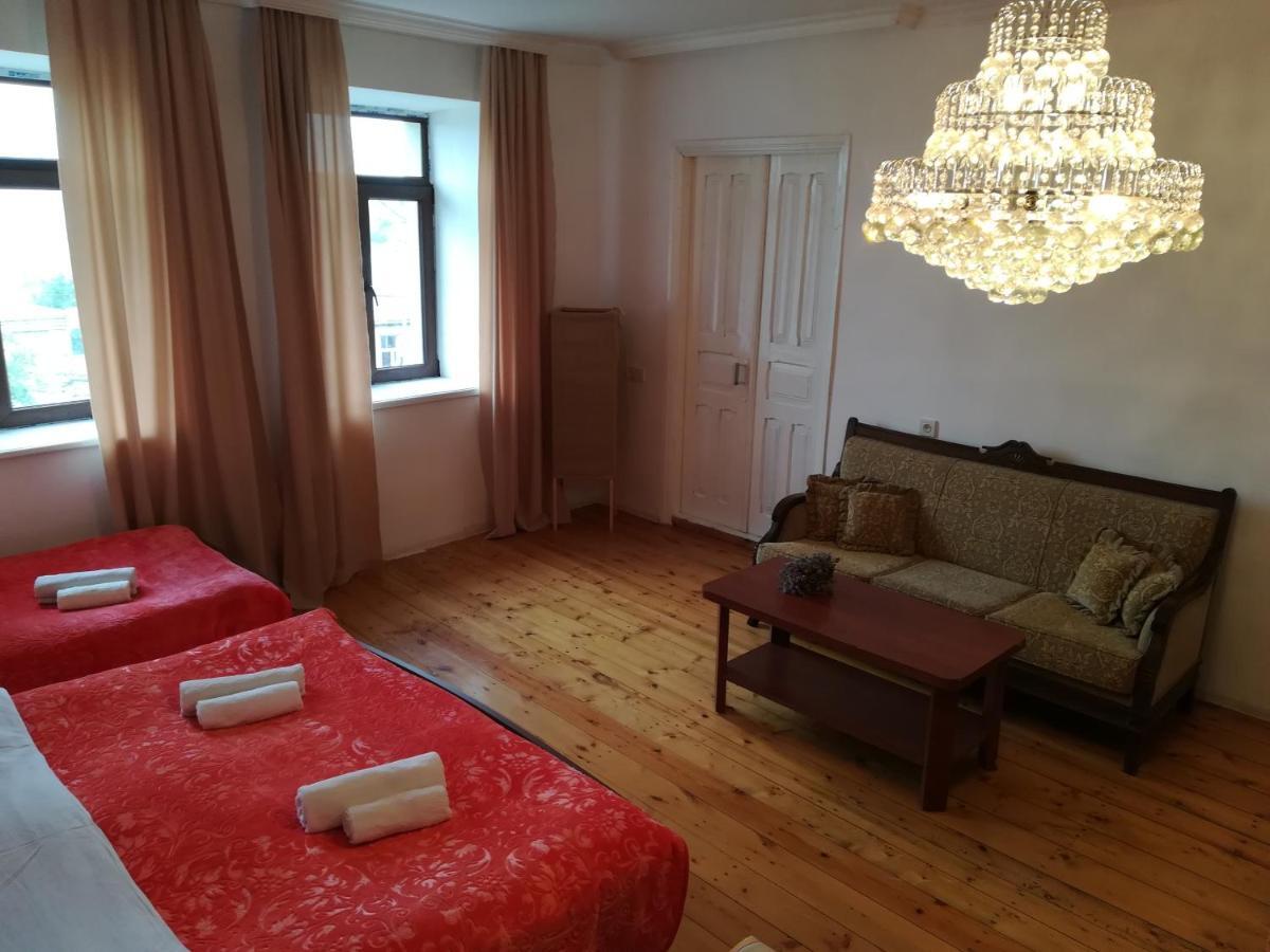 Rocky Island Hotel Kazbegi Kültér fotó